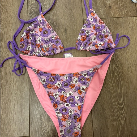 Target bikini set - Picture 2 of 5